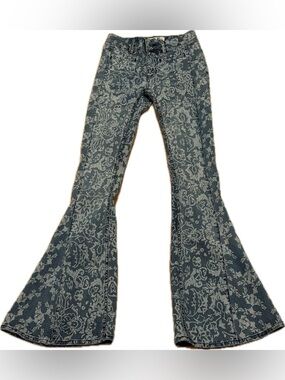 Free People Dream Lover Faded Floral Jacquard Flared Jeans -size 25